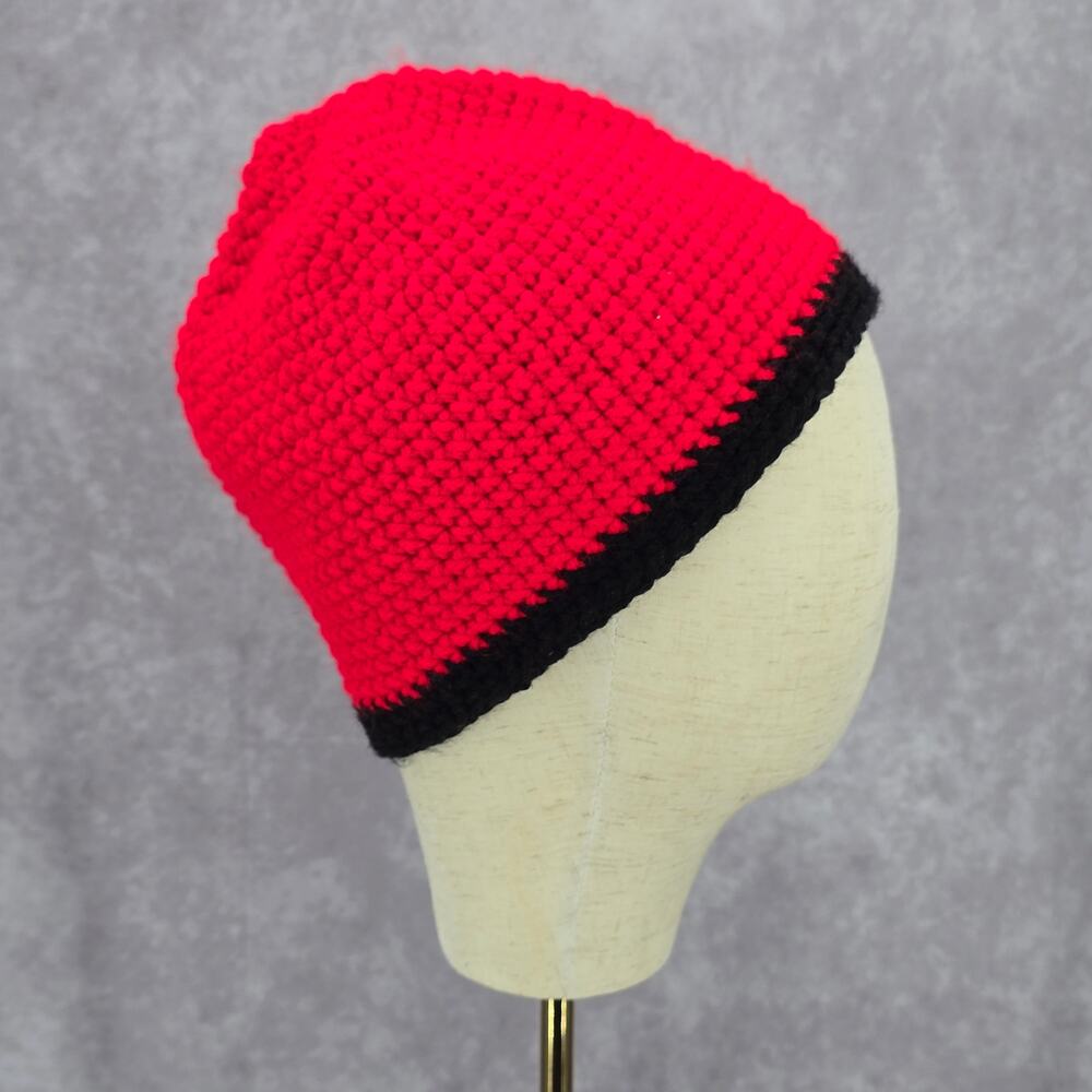 Red Black Crochet Knit Bucket Cap‎ Hat Fun Vintage Y2K Funky Beanie